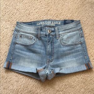 American Eagle Outfitters Women's Hi- Rise Shortie 00